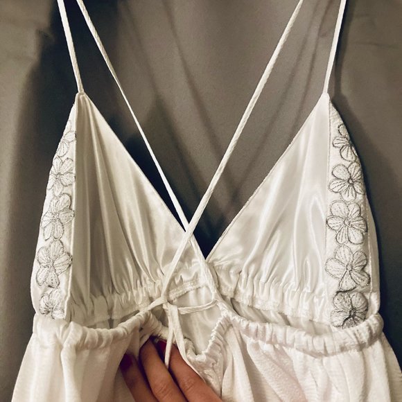 Tropical White Dress or Lingerie - Picture 6 of 7